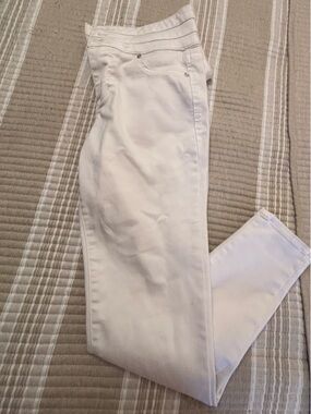 Celebrity Pink White Skinny Jeans